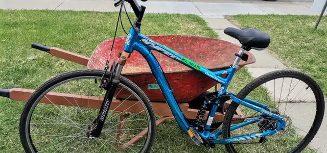 Mountain Bikes - Photo 8