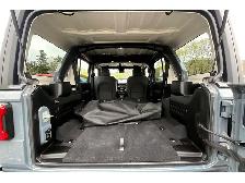 2024 Jeep Wrangler Sahara V6 | Heated Seats | Side Steps | 4X4 - Photo 28