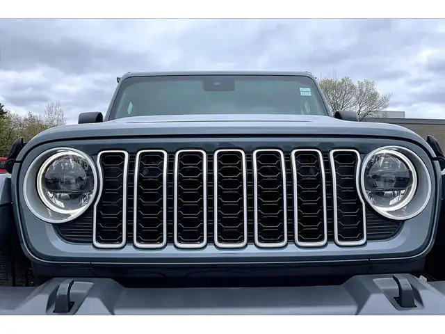 2024 Jeep Wrangler Sahara V6 | Heated Seats | Side Steps | 4X4 - Photo 29