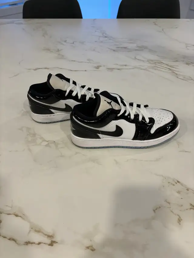 JORDAN 1 SE SHOES - Photo 2