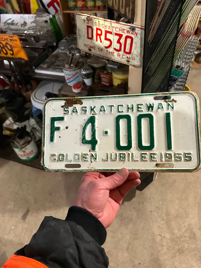 1955 Saskatchewan license plate