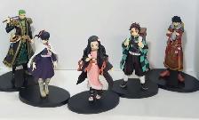 Assorted Anime / video game display figures please Read - Photo 3