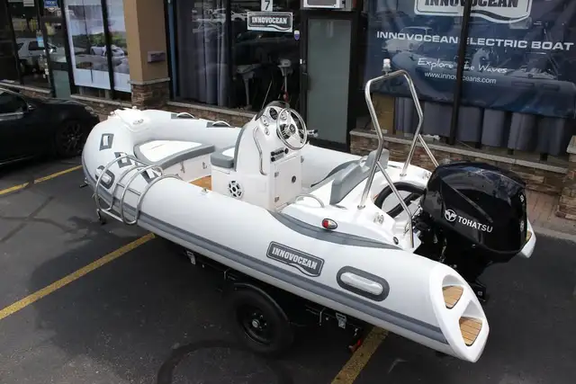 13ft Deep V Hull Luxury fiberglass with canopy 50 HP tohastu - Photo 6