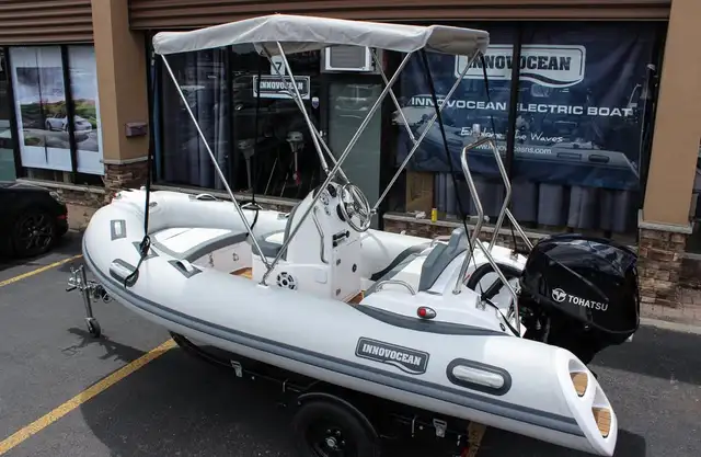 13 ft NS390C Teak Floor with 50 HP Motor canopy ONLY $26000 - Photo 4