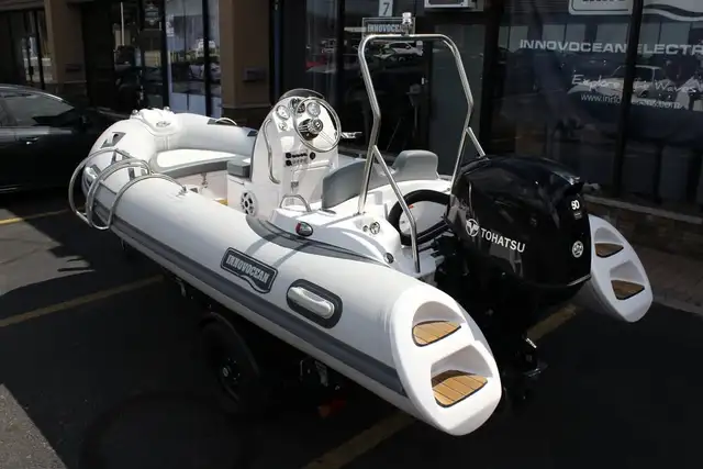13 ft NS390C Teak Floor with 50 HP Motor canopy ONLY $26000 - Photo 8