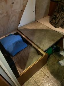 2012 Forest River Cherokee Grey Wolf — Immaculate Family Bunk - Photo 10
