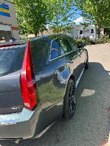 2010 Cadillac CTS Sport Wagon - Photo 4