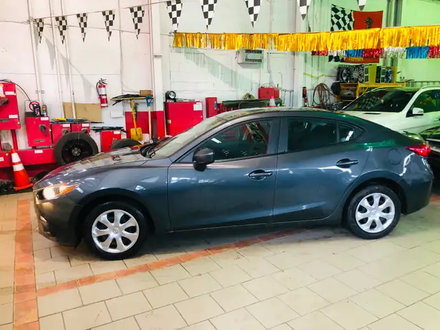 GARANTIE INCLUS/ 2015 MAZDA 3 GX/ TRÈS PROPRE/COMME NEUVE/ BIJOU