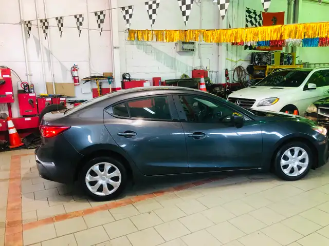 GARANTIE INCLUS/ 2015 MAZDA 3 GX/ TRÈS PROPRE/COMME NEUVE/ BIJOU - Photo 4
