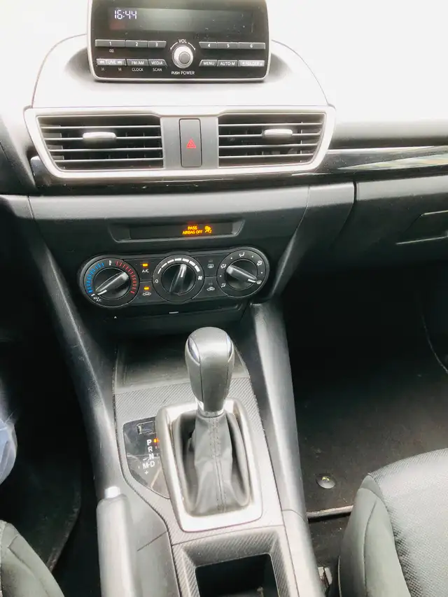 GARANTIE INCLUS/ 2015 MAZDA 3 GX/ TRÈS PROPRE/COMME NEUVE/ BIJOU - Photo 10