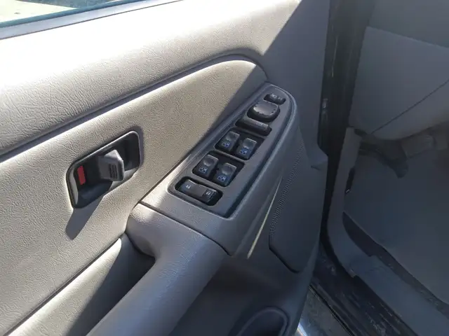 2006 Chevy Avalanche Z71 - Photo 4
