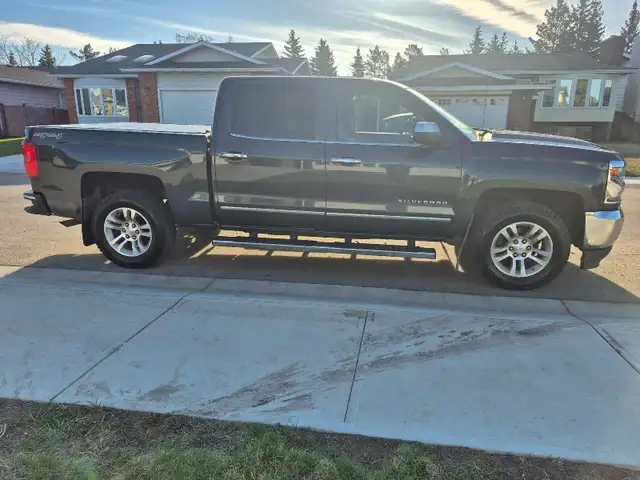 2017 Chevy Silverado 1500 - Photo 4