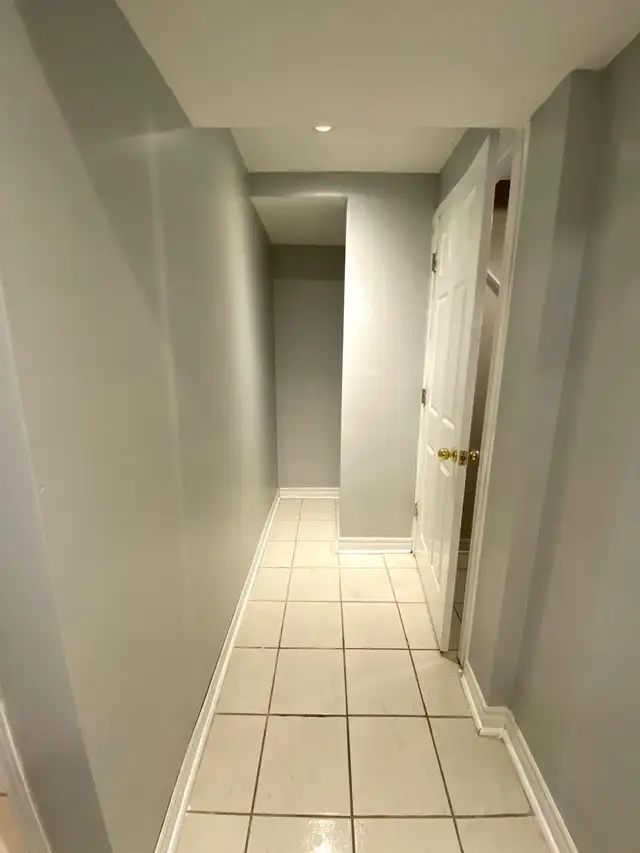 Walkout 1 bedroom Basement Heartland, Mississauga - Photo 9