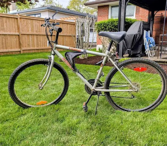 Mountain Bike - Photo 2