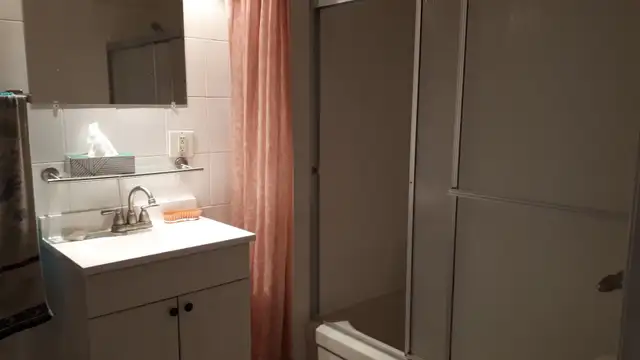 Chambre meublée non-fumeur 7 juin-800$-m.Angrignon/Monk,plaza - Photo 4