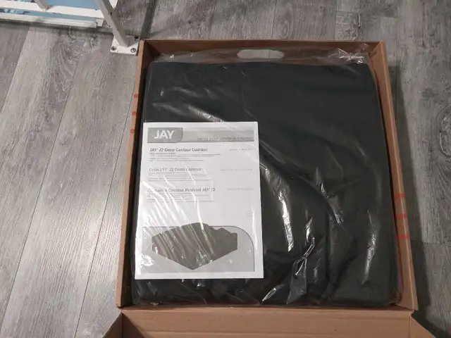 unused J pressure cushion - Photo 2