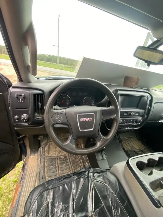 2016 Sierra Regular Cab, Long Box4x4, 5.3litre - Photo 4