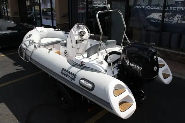 13FT Premium Boat   Motor Package  full package only $26000 - Photo 9