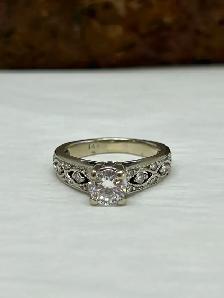 Vintage  Filigree Diamond Ring - Photo 8