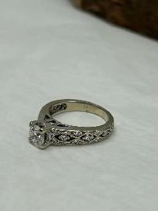 Vintage  Filigree Diamond Ring - Photo 9