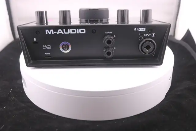 M-Audio AIR 192|4 2-In/2-Out 24/192 USB Audio Interface (#43542) - Photo 7