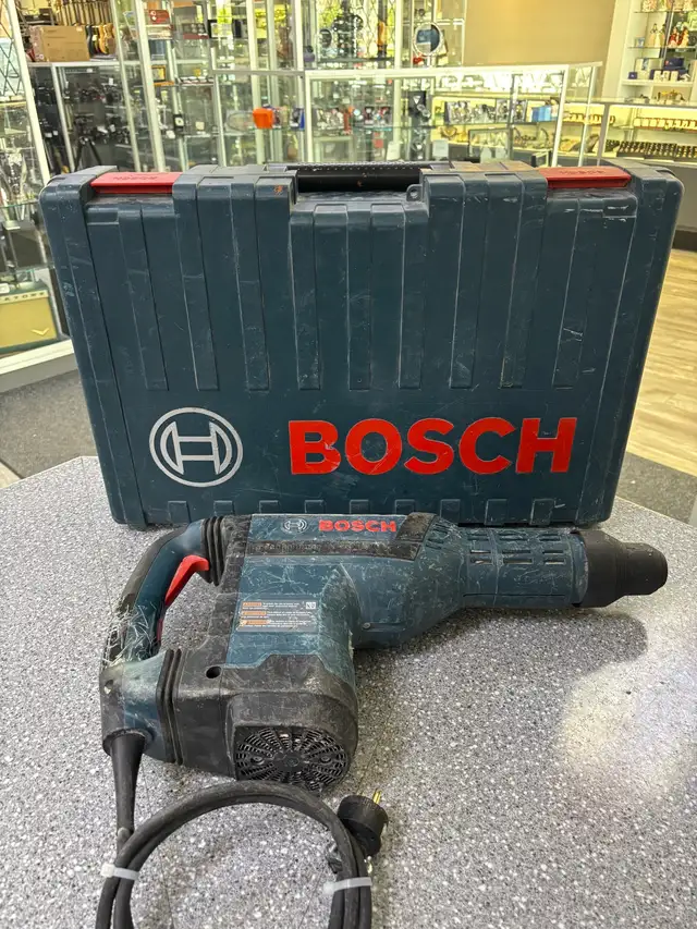 Bosch DH712VC SDS Max Demo Hammer