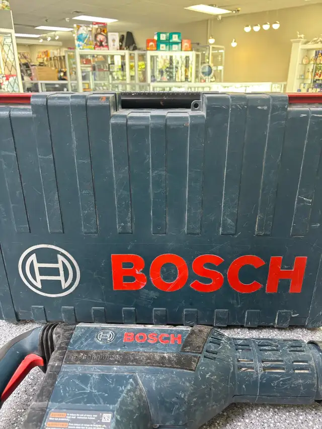 Bosch DH712VC SDS Max Demo Hammer - Photo 5