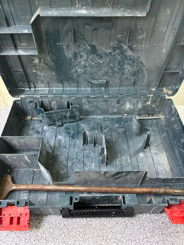 Bosch DH712VC SDS Max Demo Hammer - Photo 6