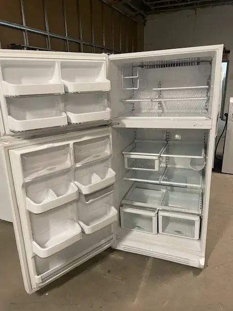 Réfrigérateur blanc 30'' standard Frigidaire - Photo 2