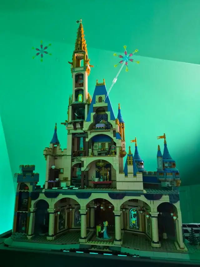 Lego Château Disney 50iem fêtes prince et princesse FAIT Nego - Photo 4