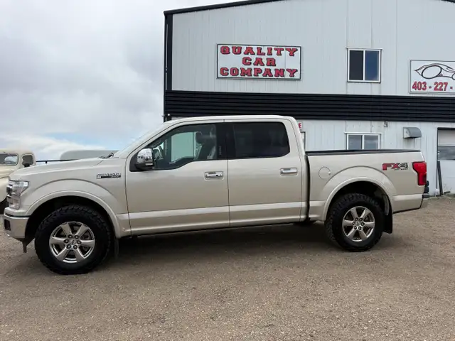 2018 Ford F-150 LARIAT - Photo 2