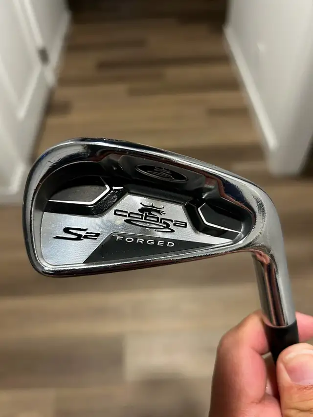 Golf Iron Set - Cobra S2 Forged