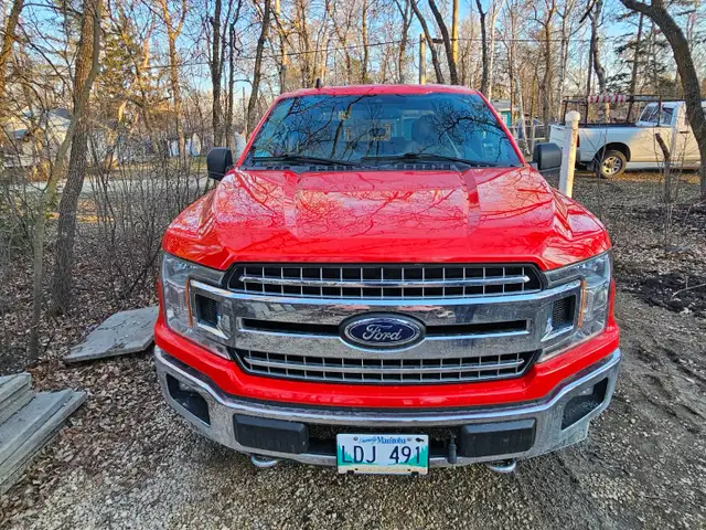 2022 Ford 150 XLT - Photo 2