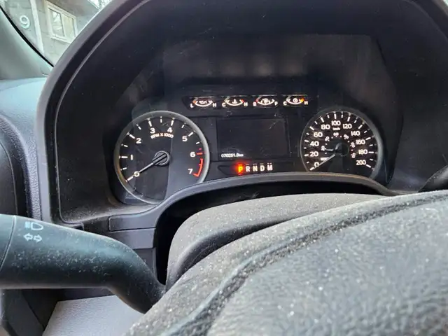 2022 Ford 150 XLT - Photo 5