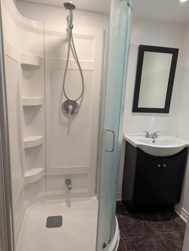 Large size student bedroom, cote-des-neiges - Photo 3