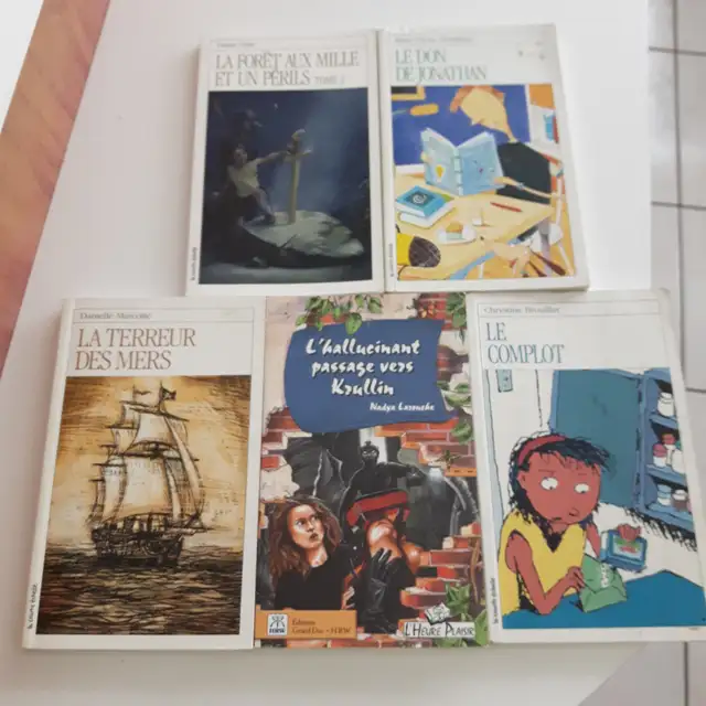 5 LIVRES NEUFS JEUNESSE:LE COMPLOT 91PAG, L'ALLUCINANT 149 PAG - Photo 3