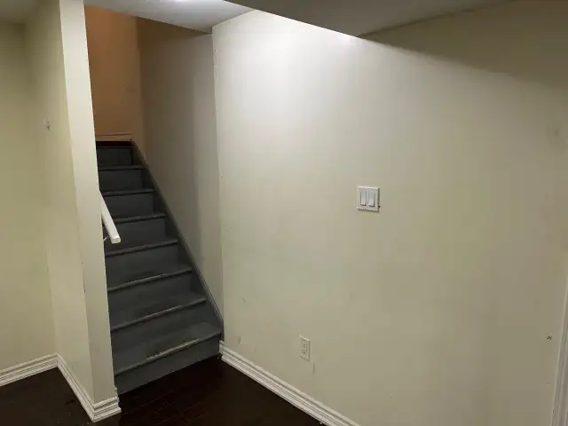 Spacious 2-Bedroom Basement Apartment for Rent - Photo 8