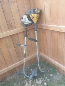 2 weed wackers!  not working,  20$ firm