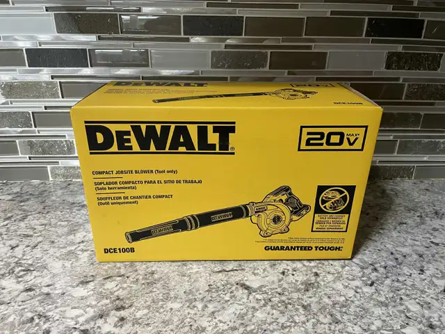 New Dewalt 20V Max Compact 3-Speed Blower