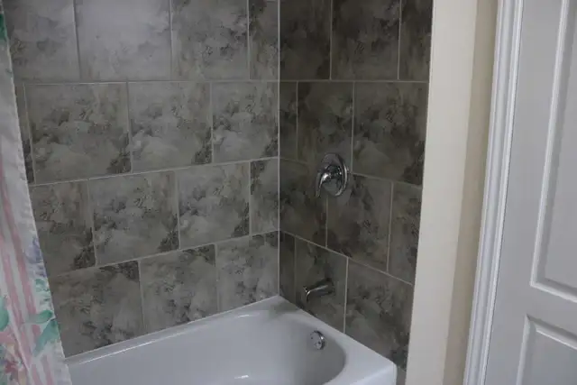 Modern 3-Bedroom Legal Basement Suite in Prime Brampton - Photo 8
