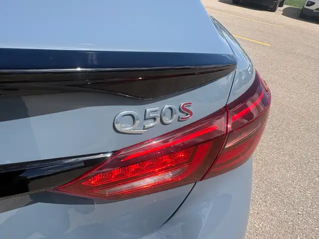 2024 Infiniti Q50 Red Sport I-LINE AWD - Photo 15