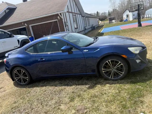 2014 Toyota Scion FRS - Photo 3