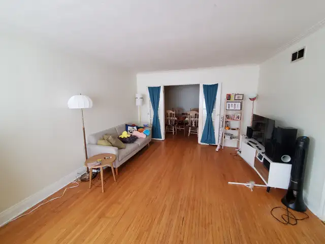 FourPlex Top floor for Rent - 1182 Royal York Rd - Photo 5