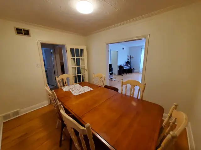FourPlex Top floor for Rent - 1182 Royal York Rd - Photo 6