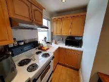 FourPlex Top floor for Rent - 1182 Royal York Rd - Photo 9