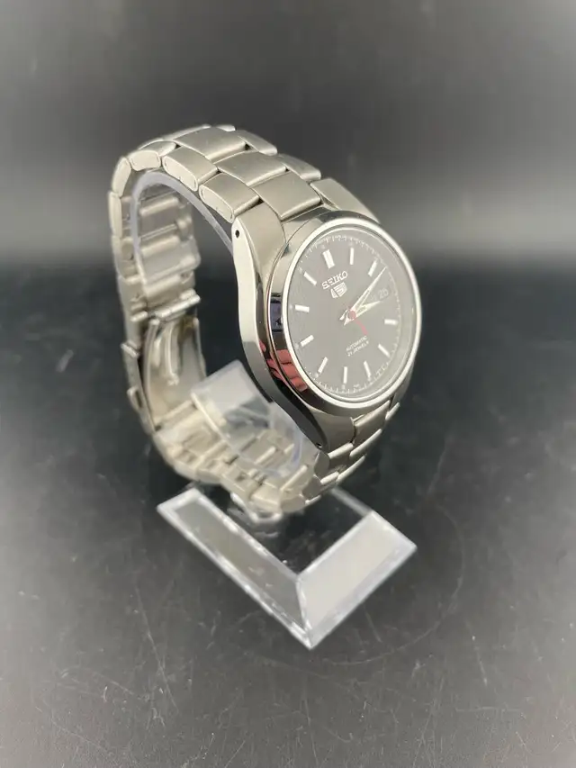 SEIKO 5 Automatic Watch Like New - Photo 3