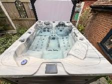 3 Seat Therapy Hot Tub For Sale