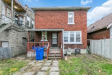 Brick 2StoreyHome with Garage Big 6Bed 3Bath For Sale in Windsor - Photo 9