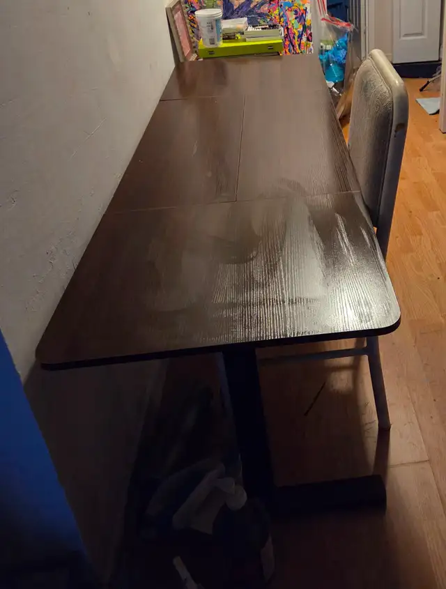 FREE CHAIR AND TABLE - Photo 2