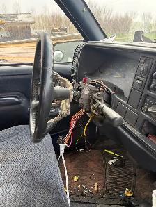 99 Tahoe parts truck - Photo 5